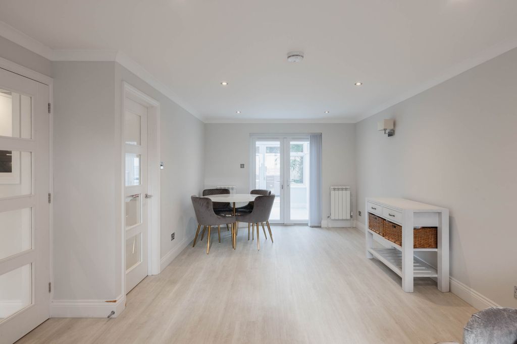 Additional image 12 of 3 bed semi-detached house for sale16 Le Clos De Debenaire, St. Helier, Jersey JE2