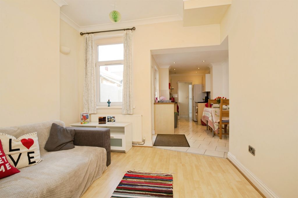 Additional image 6 of 4 bed terraced house for saleGlenroy Street, Cardiff CF24