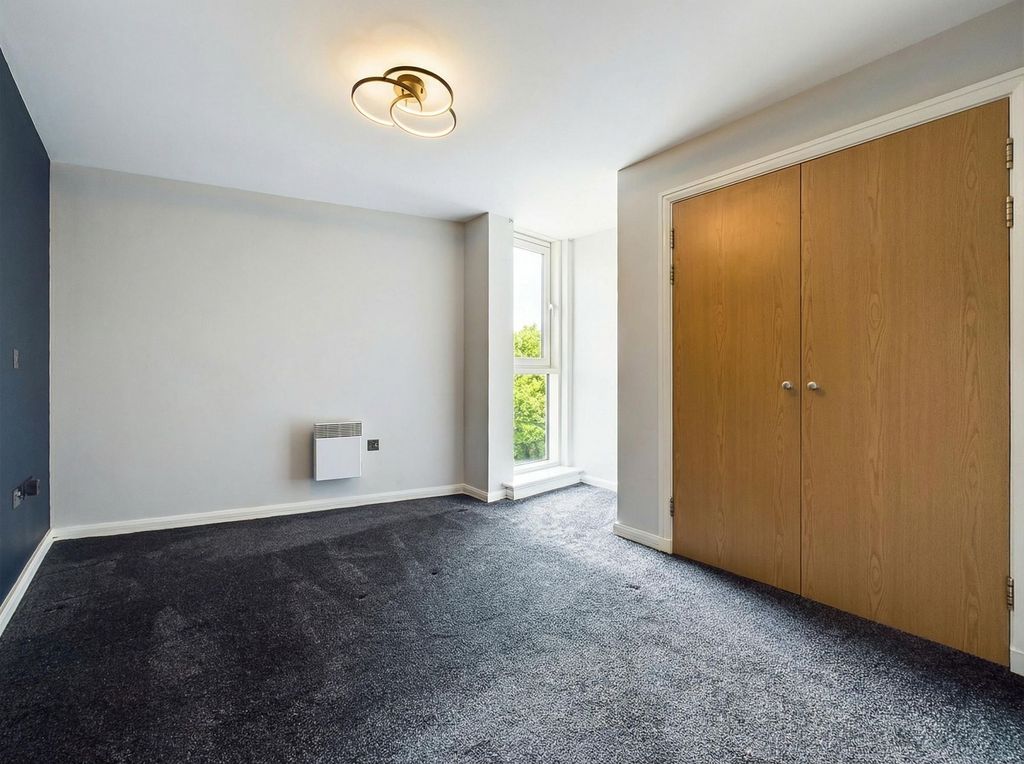 Additional image 8 of 2 bed flat for saleOcean Reach, Havannah Street, Cardiff Bay CF10