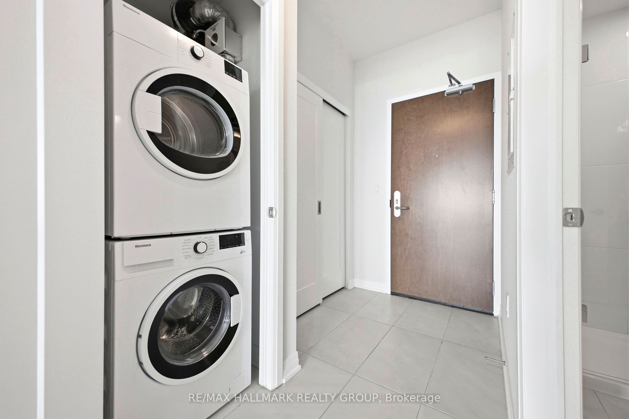 Additional image 6 of 3703-805 Carling Avenue, Ottawa, ON, K1S 5W9