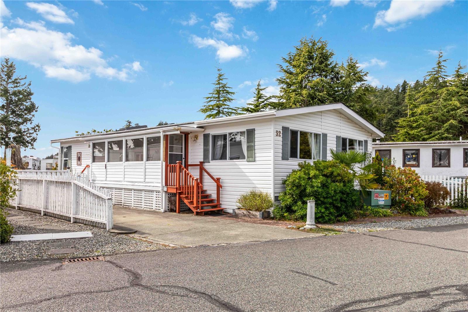 32-7871 West Coast Road, Sooke, BC, V9Z 0R6