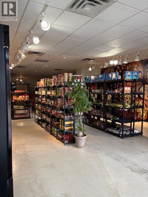 Additional image 3 of 559 Lawrence Avenue, Kelowna, BC, V1Y6L8