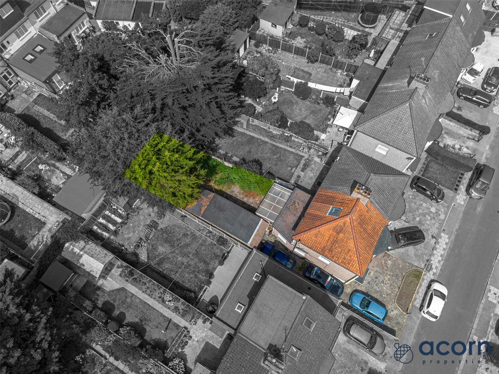 Additional image 16 of 3 bed semi-detached house for saleHill View Gardens, Colindale, London NW9