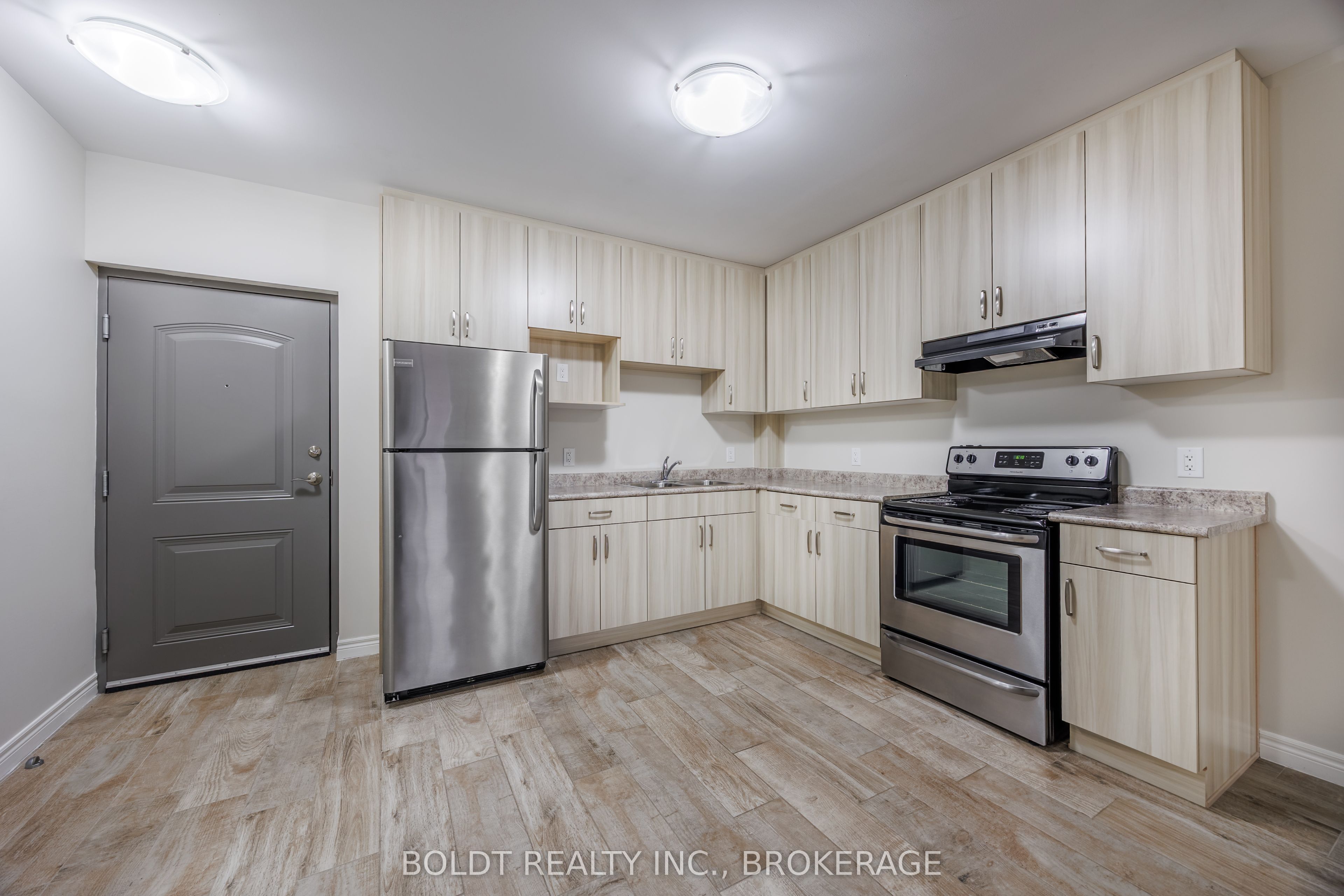 Additional image 4 of 304-5837 Dunn Street, Niagara Falls, ON, L2G 0X7