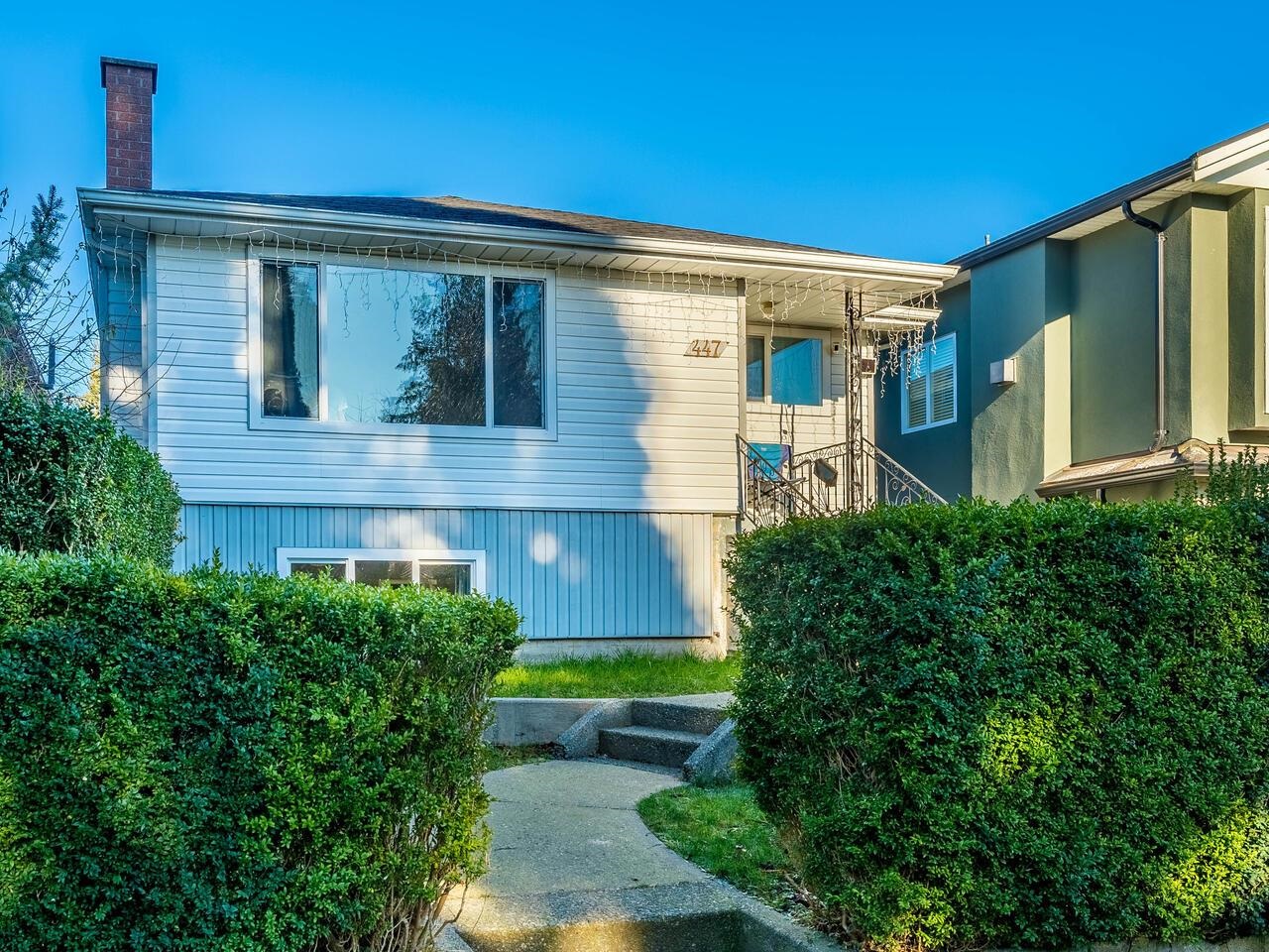 447 30th Avenue E, Vancouver, BC, V5V 2V5