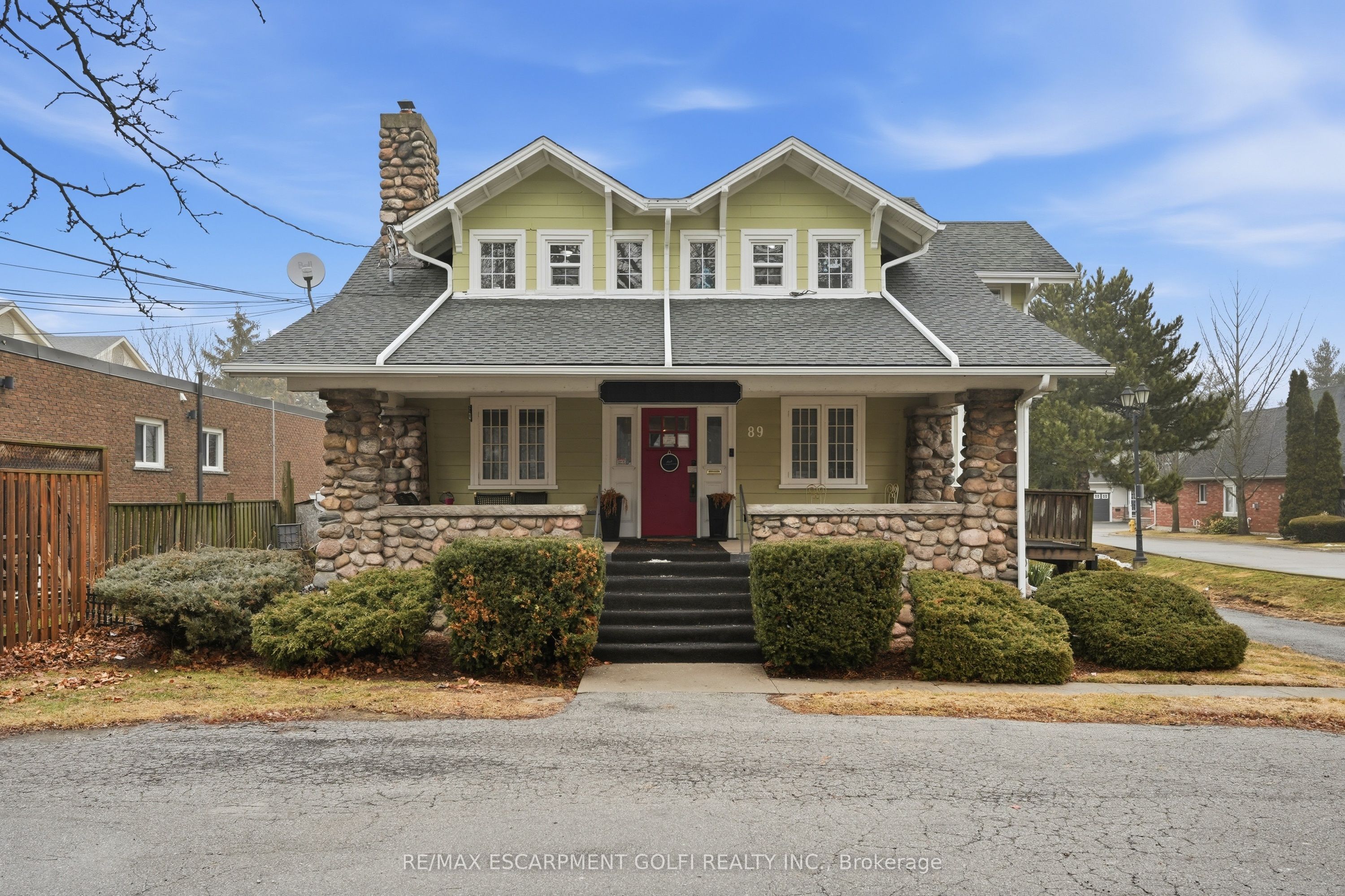 89 Main Street E, Grimsby, ON, L3M 1M6