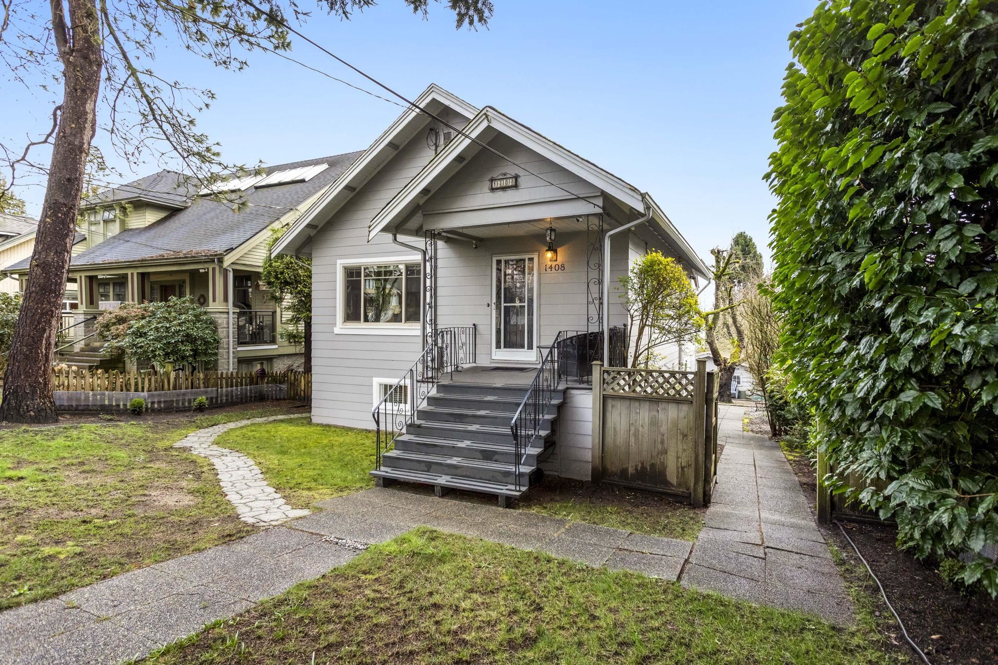 1408 Edinburgh Street, New Westminster, BC, V3M 2W4