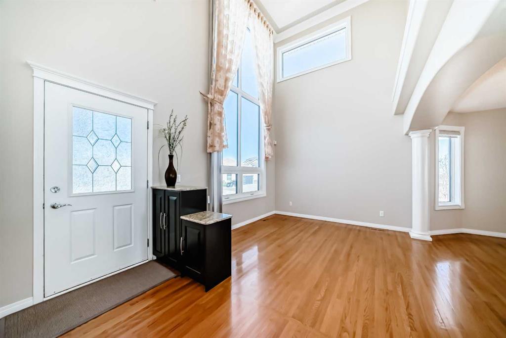 Additional image 4 of 300 Hampstead Road NW, Calgary, AB, T3A 6G4