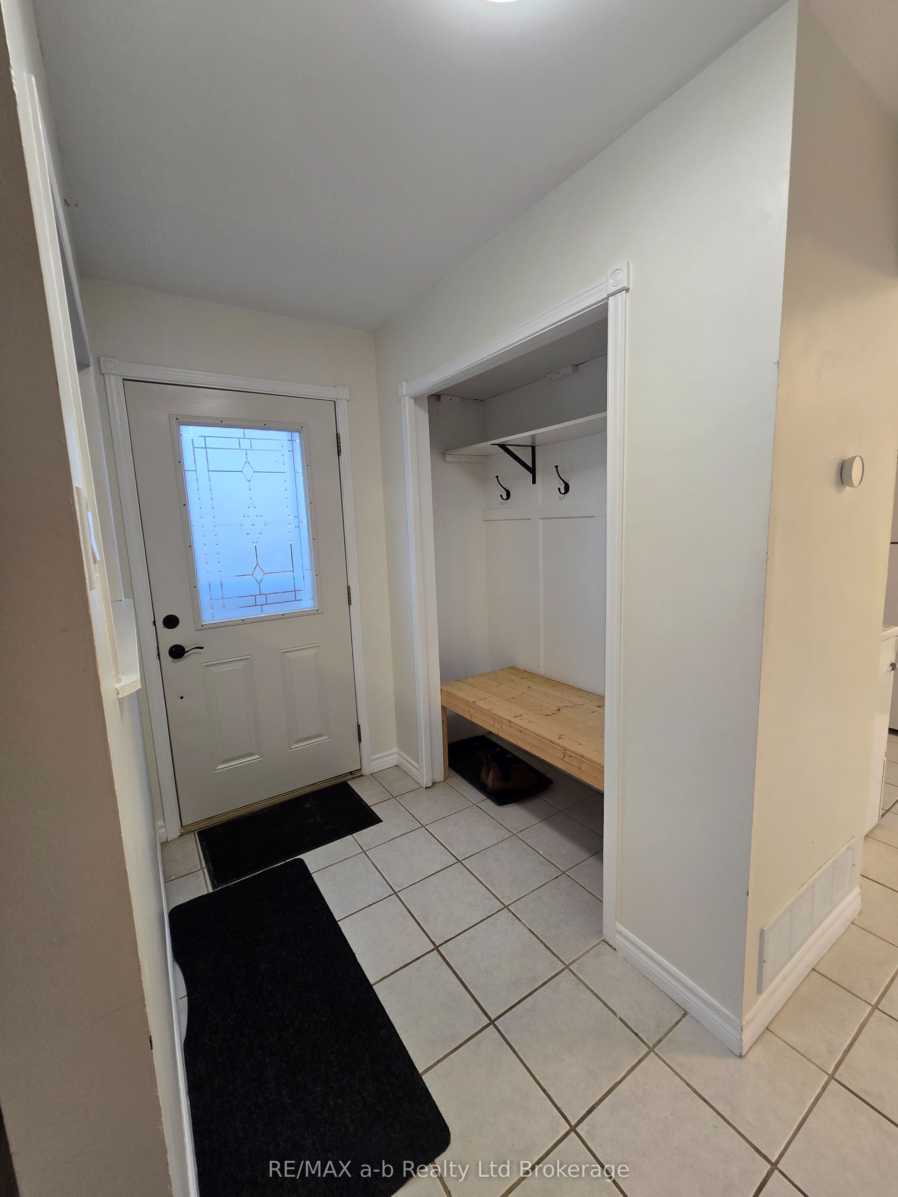 Additional image 2 of 1073 Canfield Crescent, Oxford