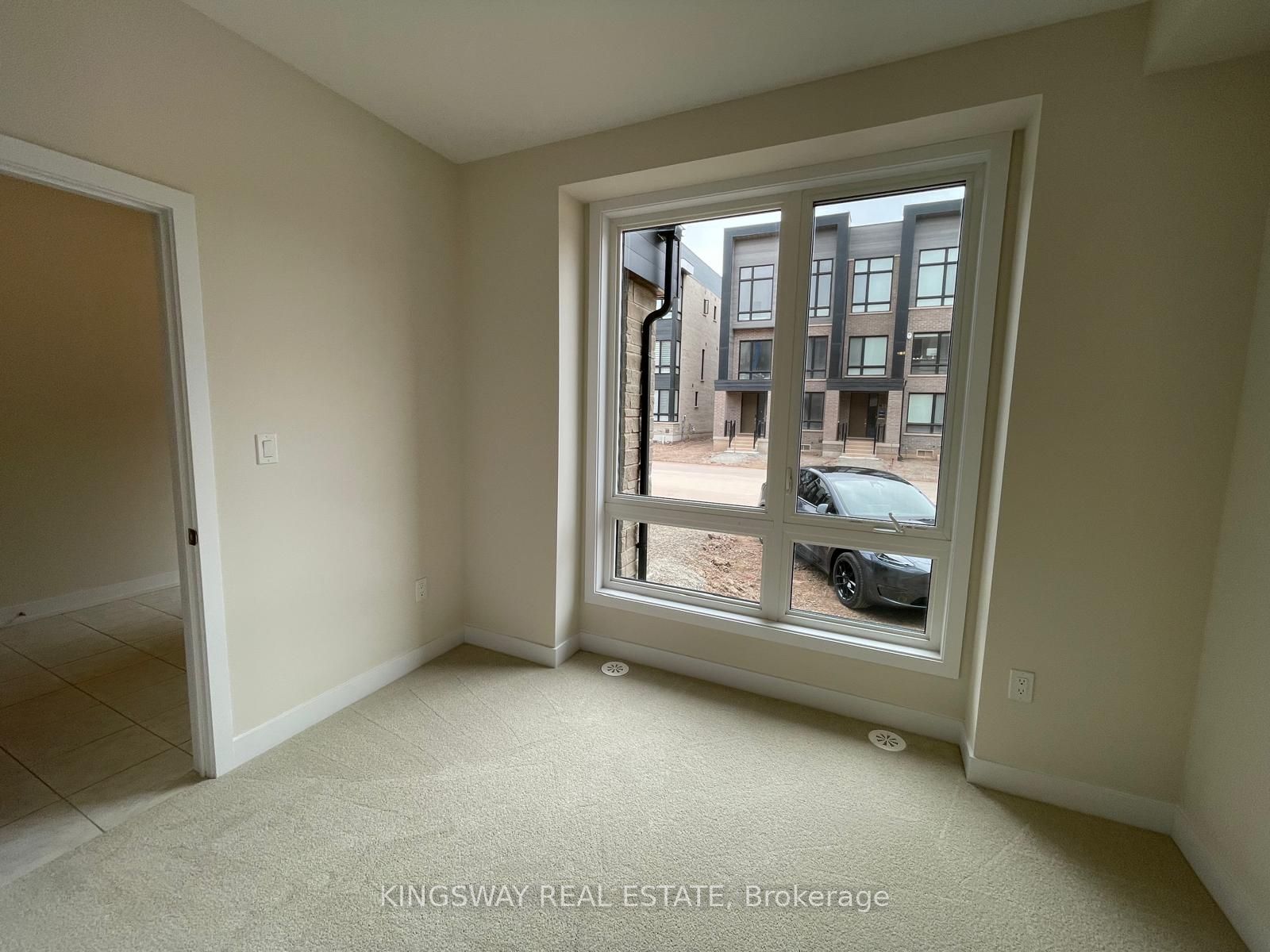 Additional image 4 of 3082 Meadowridge Drive, Oakville, ON, L6H 7Z1