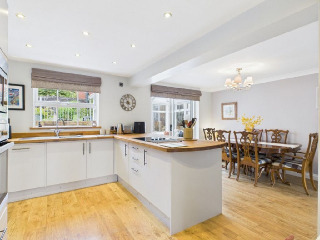 Additional image 2 of 5 bed detached house for saleRockfield Way, Caldicot NP26