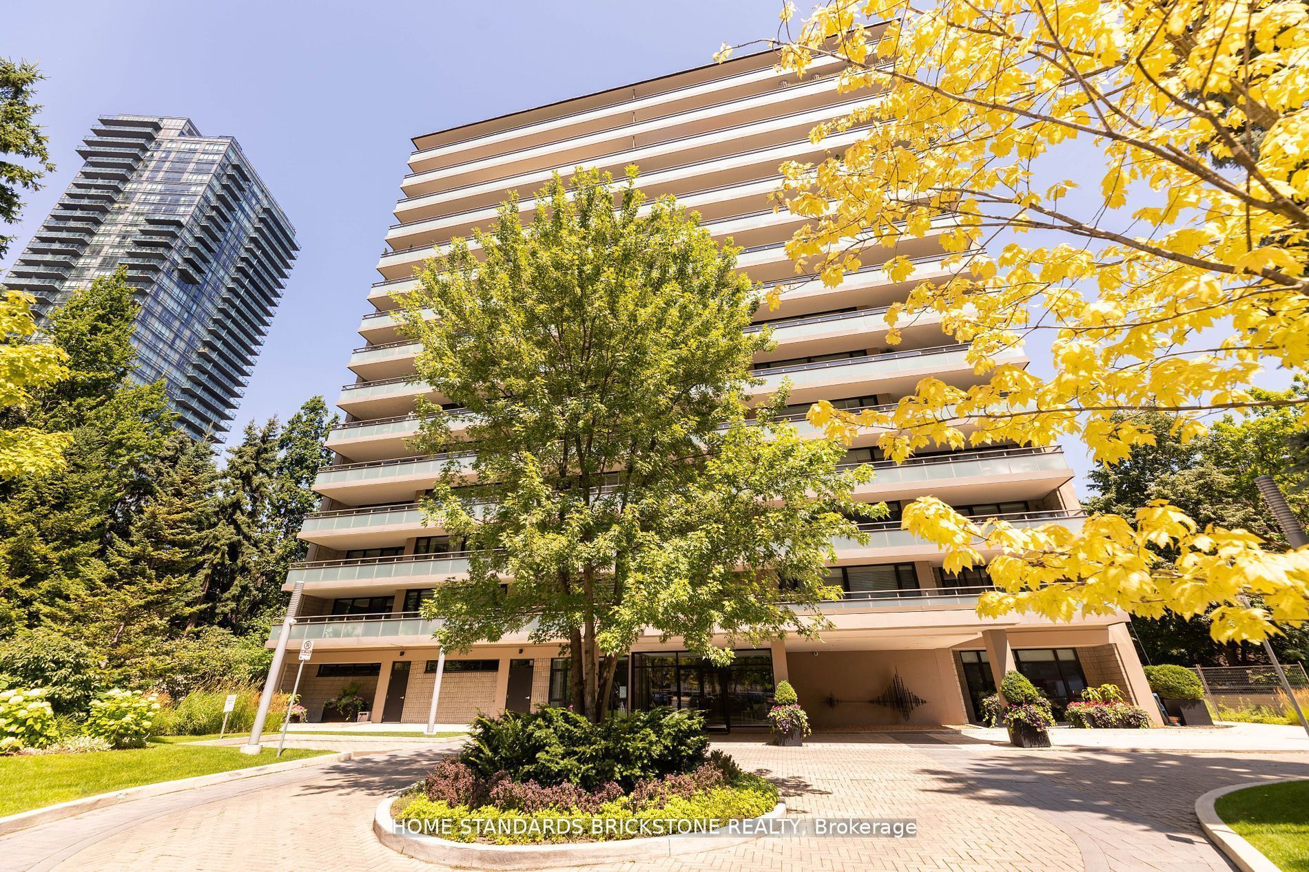 9D-66 Collier Street, Toronto, ON, M4W 1L9