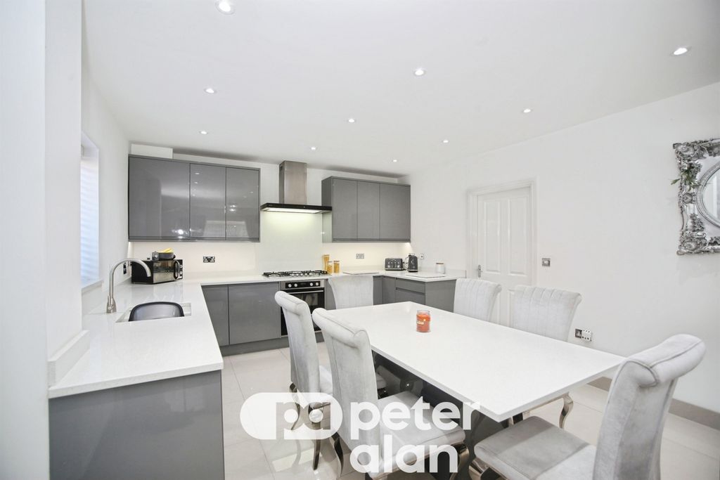 Additional image 4 of 4 bed detached house for saleAcorn Close, Rogerstone, Newport NP10