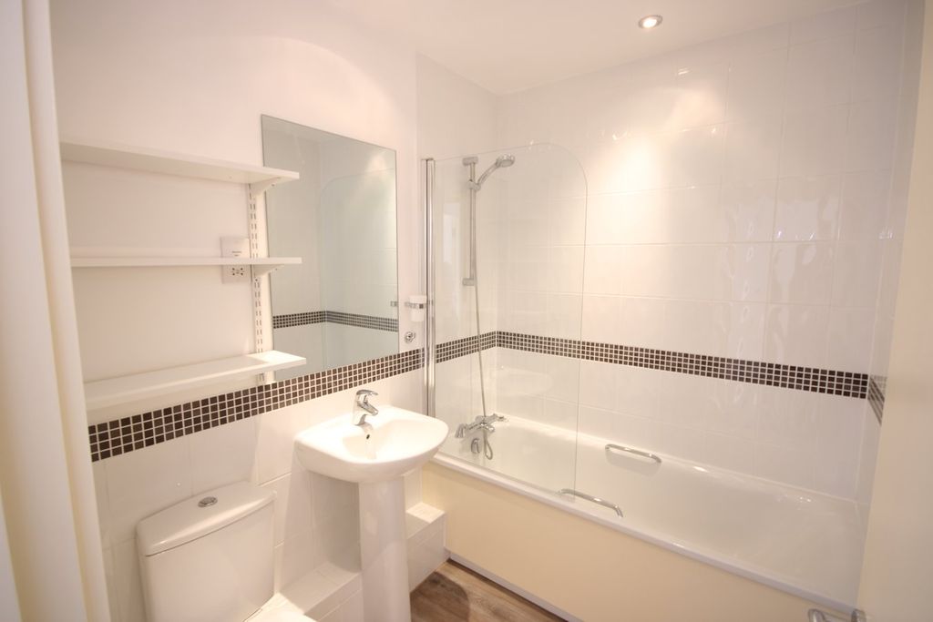 Additional image 12 of 2 bed flat for salePatriotic Place, St Helier JE2
