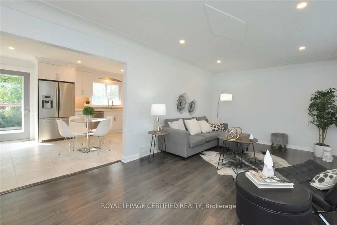 Additional image 3 of upper level -102 Laurier Avenue, Hamilton, ON, L9C 3S4