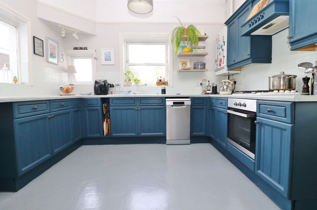 Additional image 5 of 3 bed semi-detached house for saleMoorhill Road, West End SO30