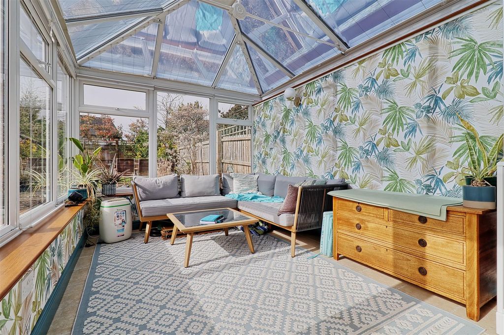 Additional image 11 of 4 bed semi-detached house for saleIzaak Walton Way, Cambridge CB4