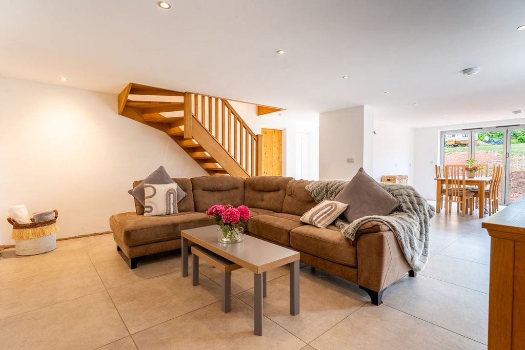 Additional image 2 of 4 bed semi-detached house for saleLlanvihangel Crucorney, Abergavenny NP7