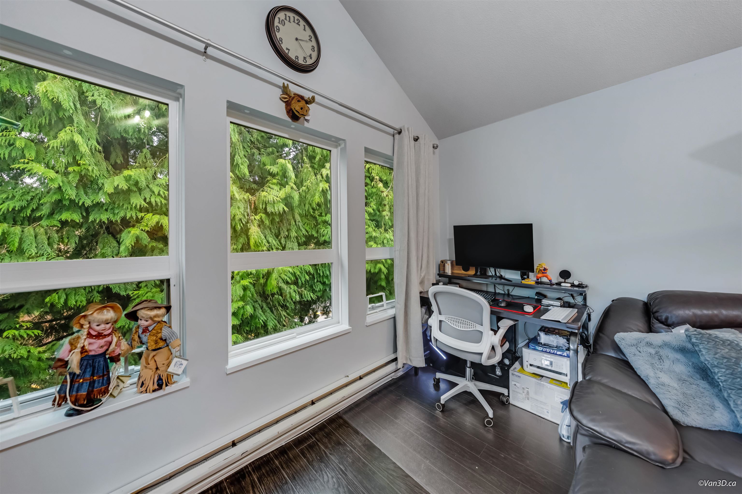 Additional image 2 of 405-9688 148 Street, Surrey, BC, V3R 0W2