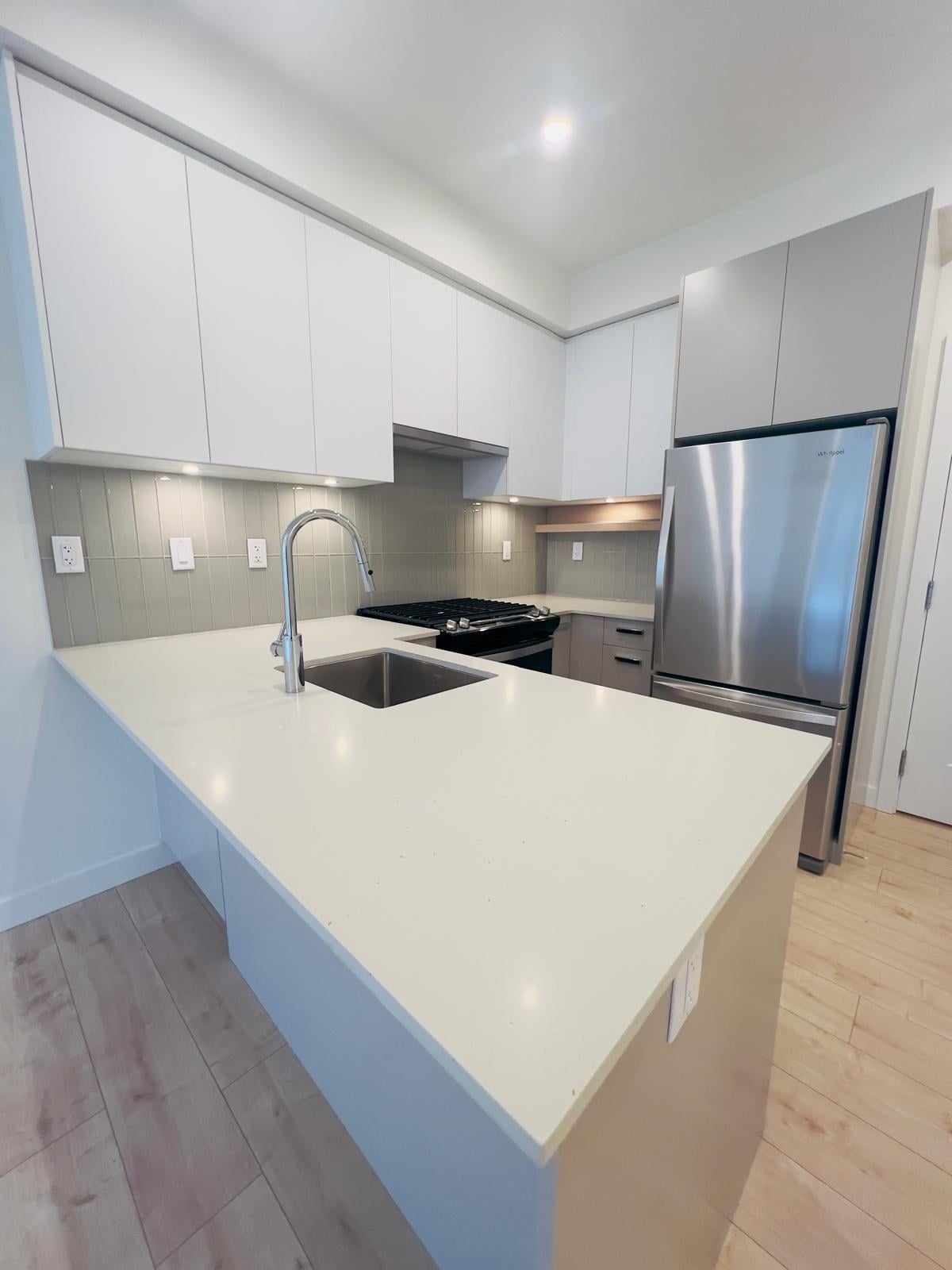 Additional image 3 of 418-13777 75a Avenue, Surrey, BC, V3W 6S8