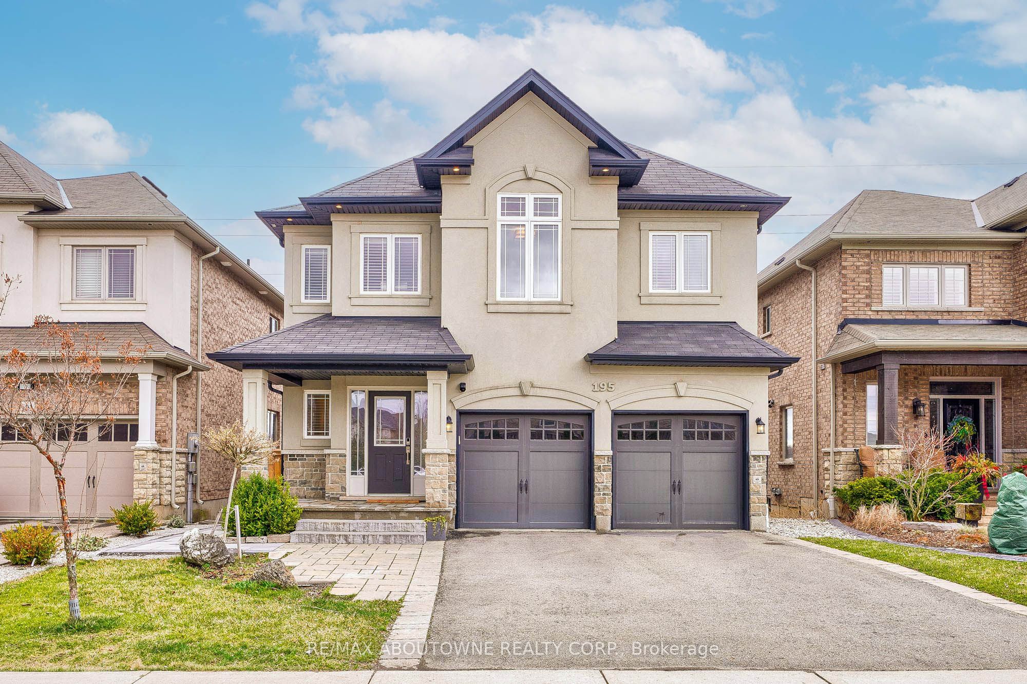 195 Greti Drive, Hamilton, ON, L9B 0H5