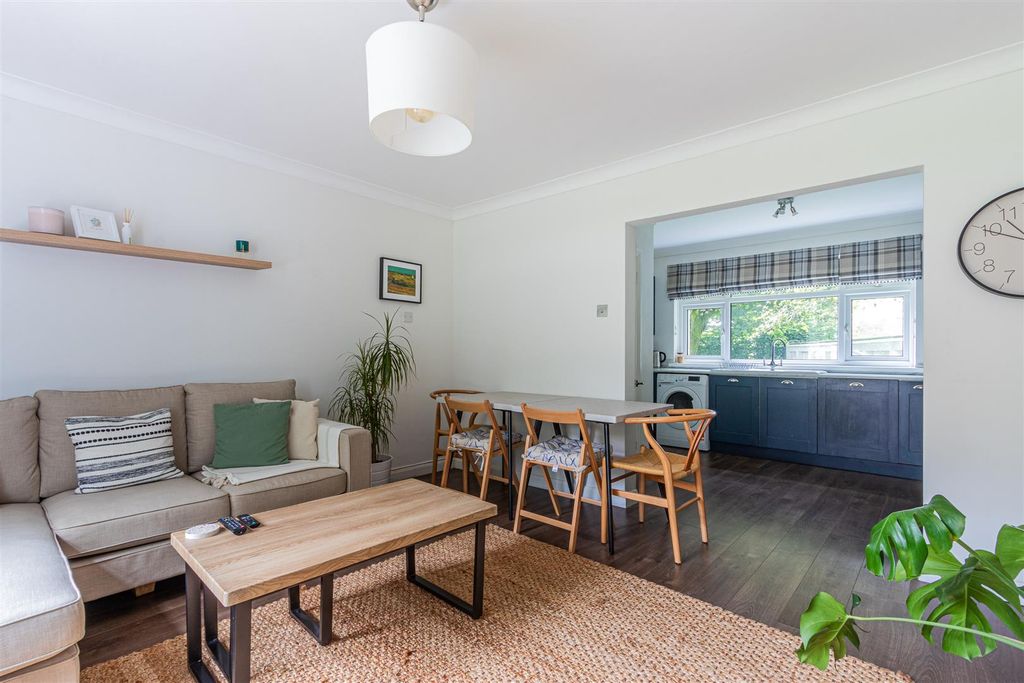 Additional image 5 of 2 bed flat for saleCastle Hill, St. Fagans, Cardiff CF5