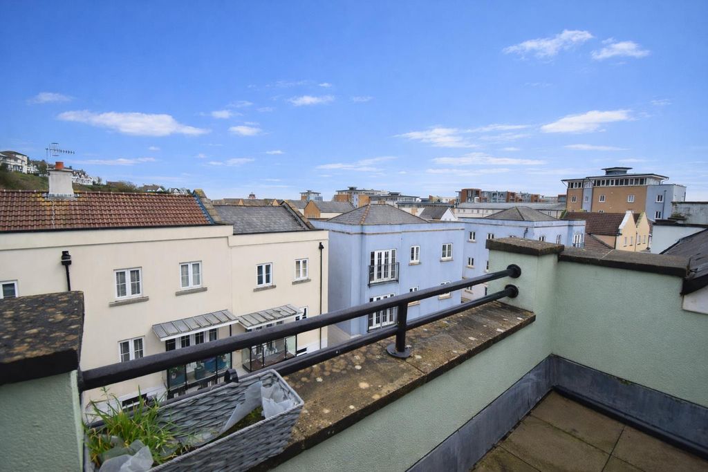 Additional image 3 of 2 bed flat for saleBurlington Road, Portishead BS20