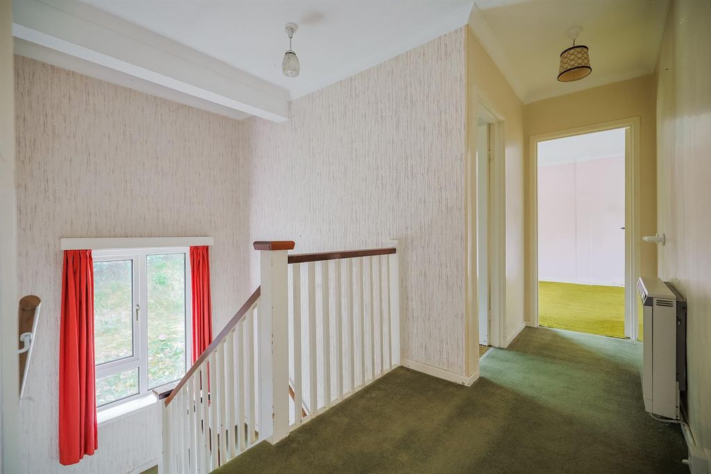 Additional image 9 of 7 bed detached house for saleFairways, 22, Ar Y Bryn, Pembrey, Burry Port SA16