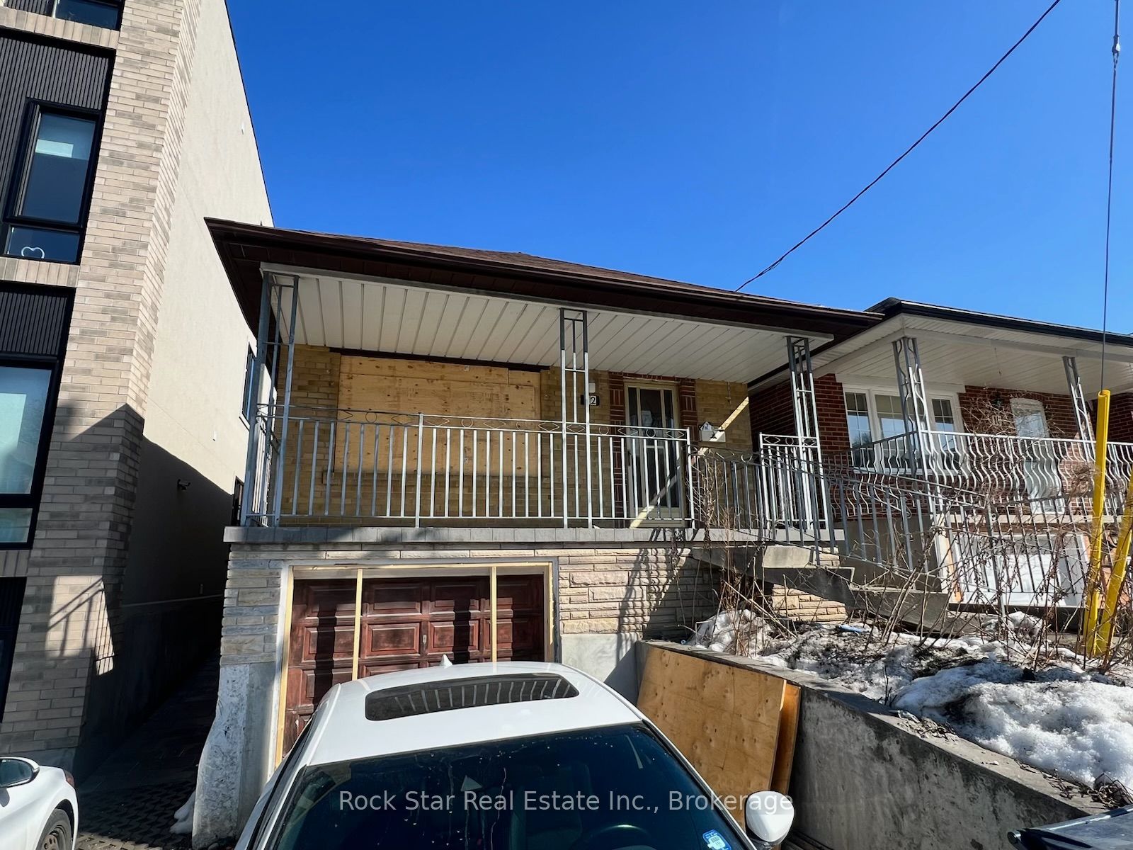 Additional image 2 of 12 Holmesdale Road, Toronto, ON, M6E 1Y1