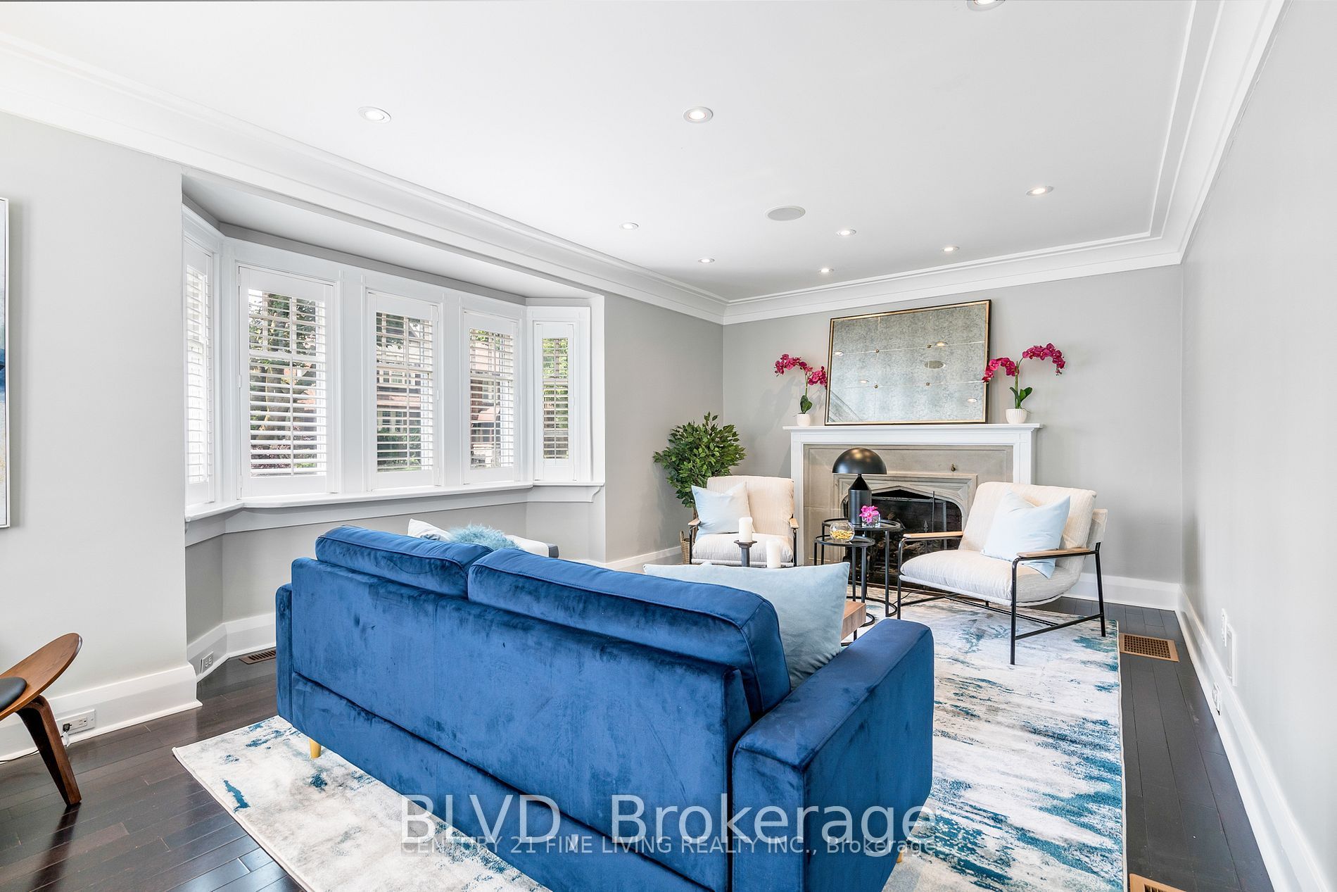 9 Maxwell Avenue, Toronto, ON, M5P 2B4 photo 4