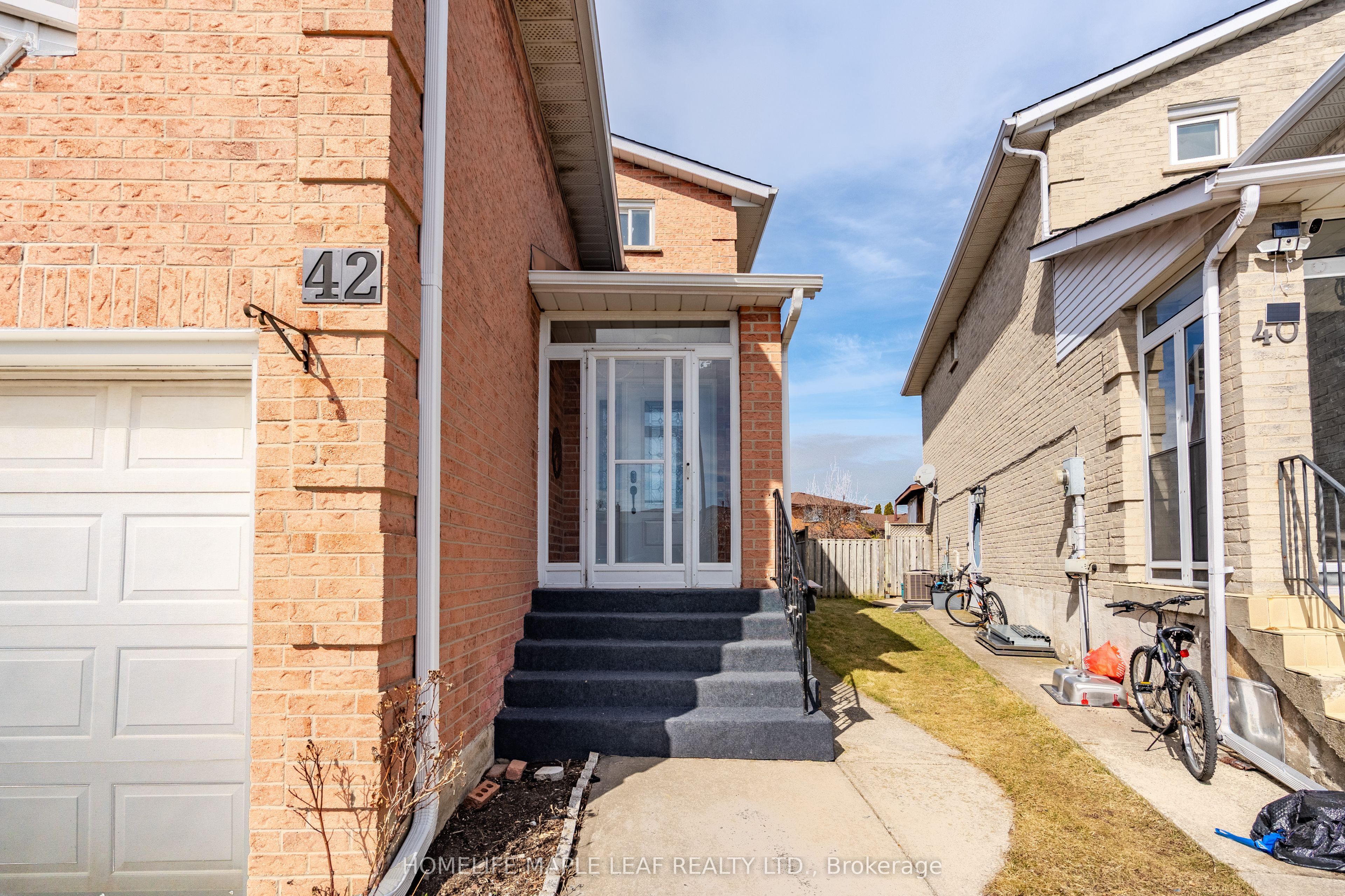 Additional image 3 of 42 Puritan Court, Hamilton, ON, L8E 4L1