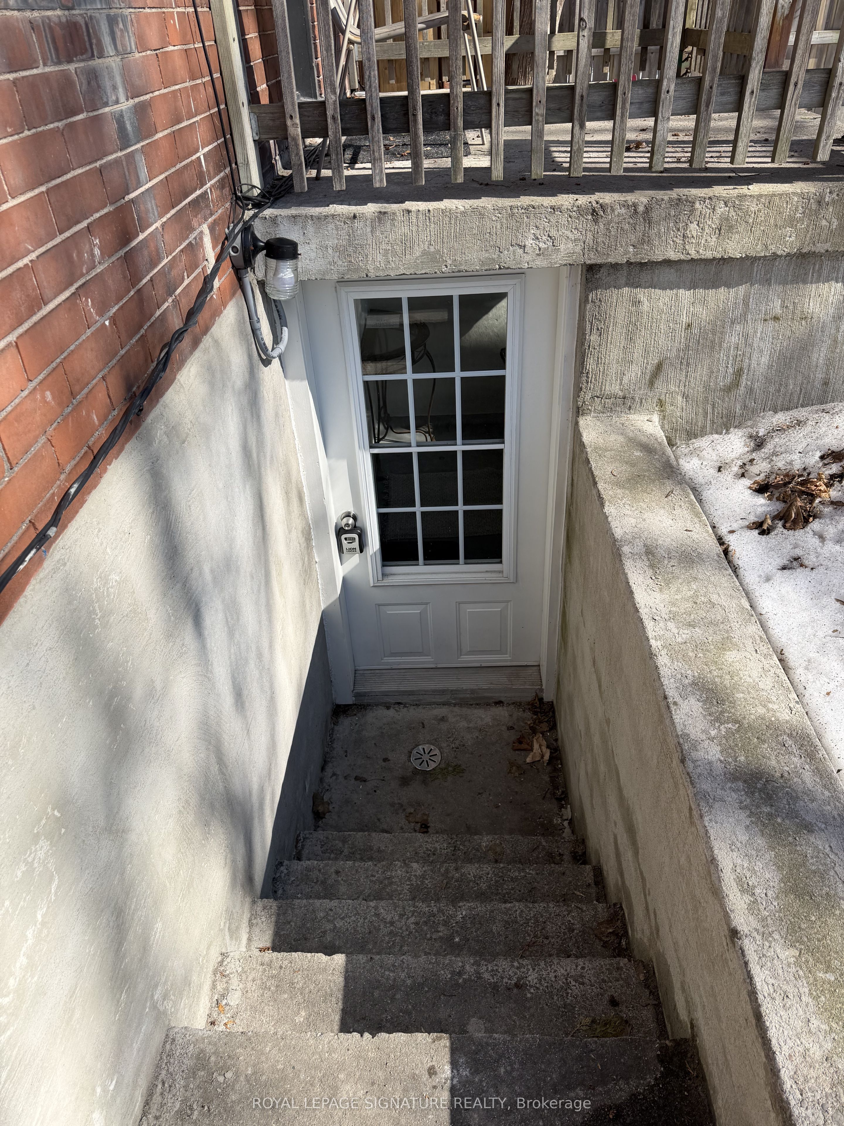 Apt 4-295 Arthur Street, Oshawa, ON, L1H 1N7