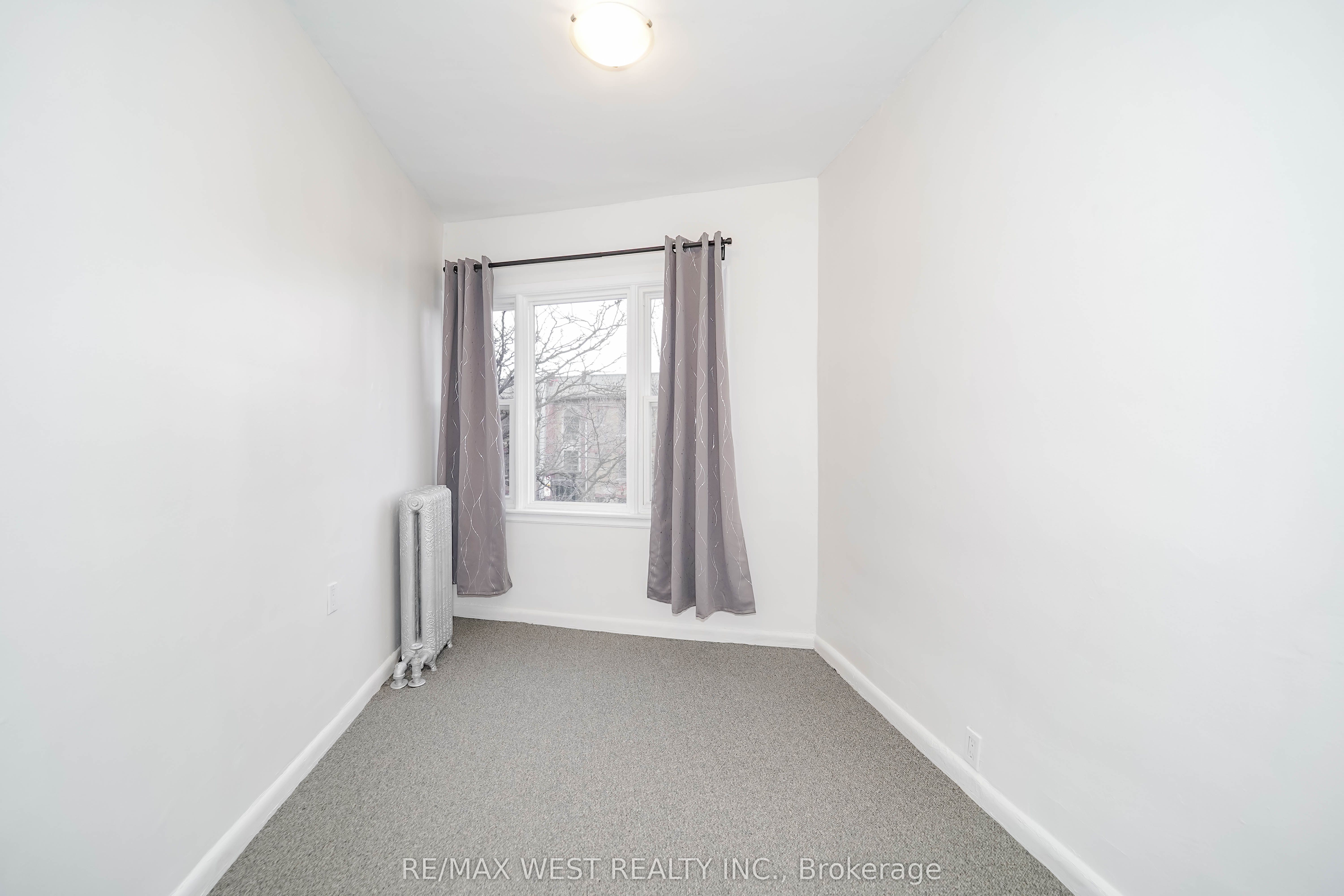 Additional image 5 of 684 College Street, Toronto, ON, M6G 1C1