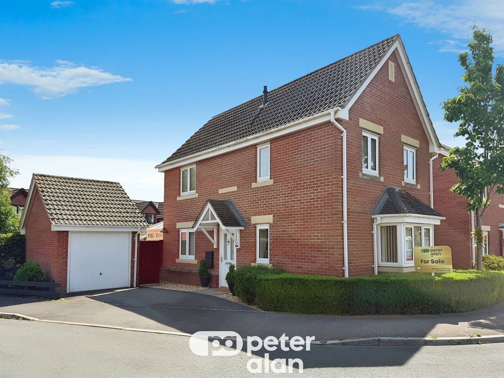 3 bed detached house for saleCornpoppy Avenue, Monmouth NP25
