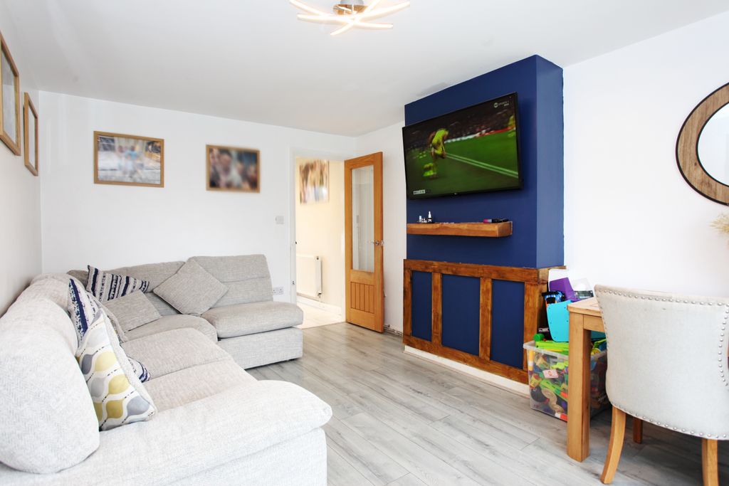 Additional image 3 of 3 bed semi-detached house for saleAlder Grove, Newport NP20