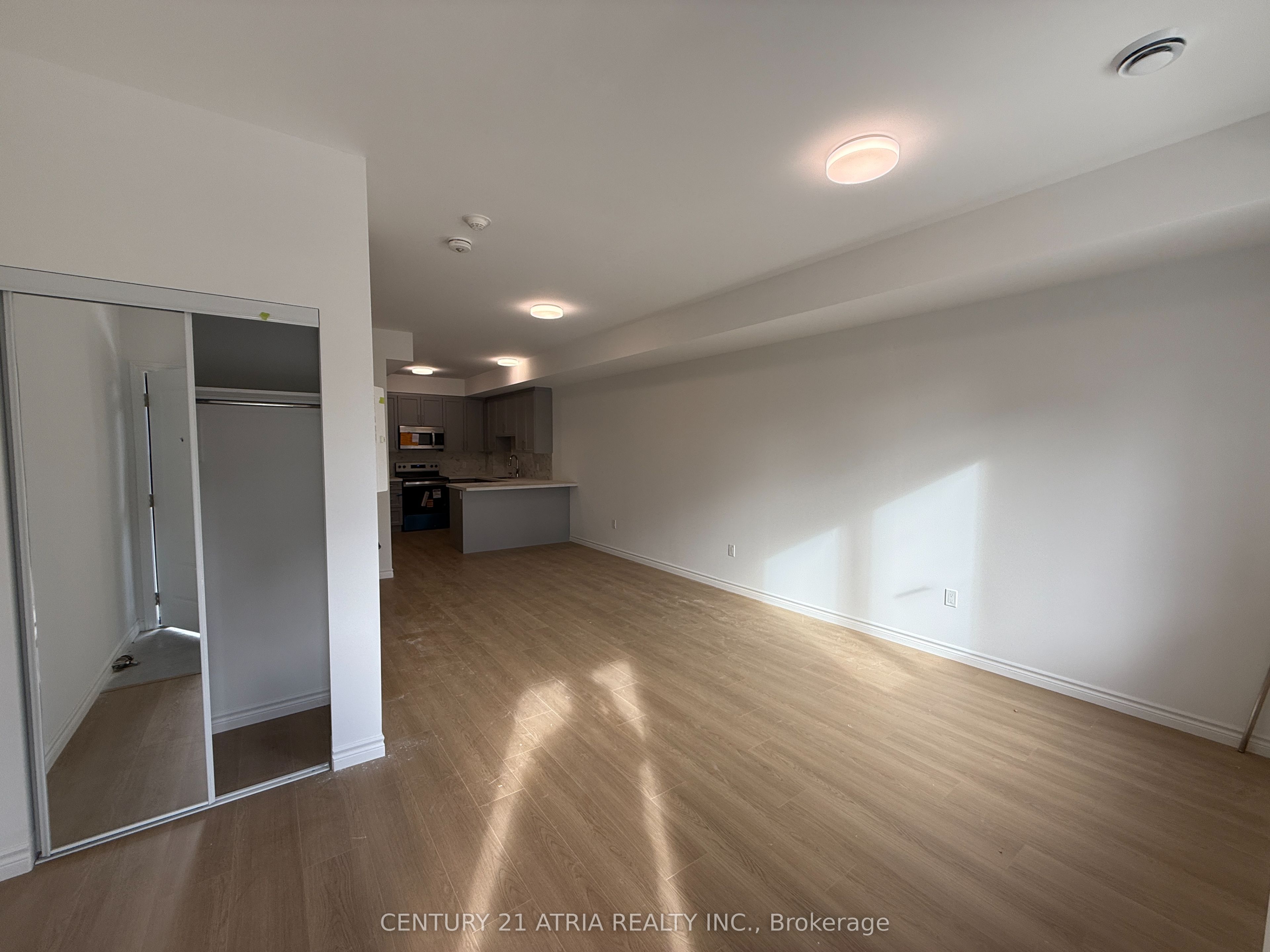 Additional image 3 of 11-2 Slessor Boulevard, Grimsby, ON, L3M 3T2