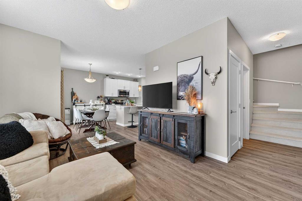 905-428 Nolan Hill Drive NW, Calgary, AB, T3R 0V4