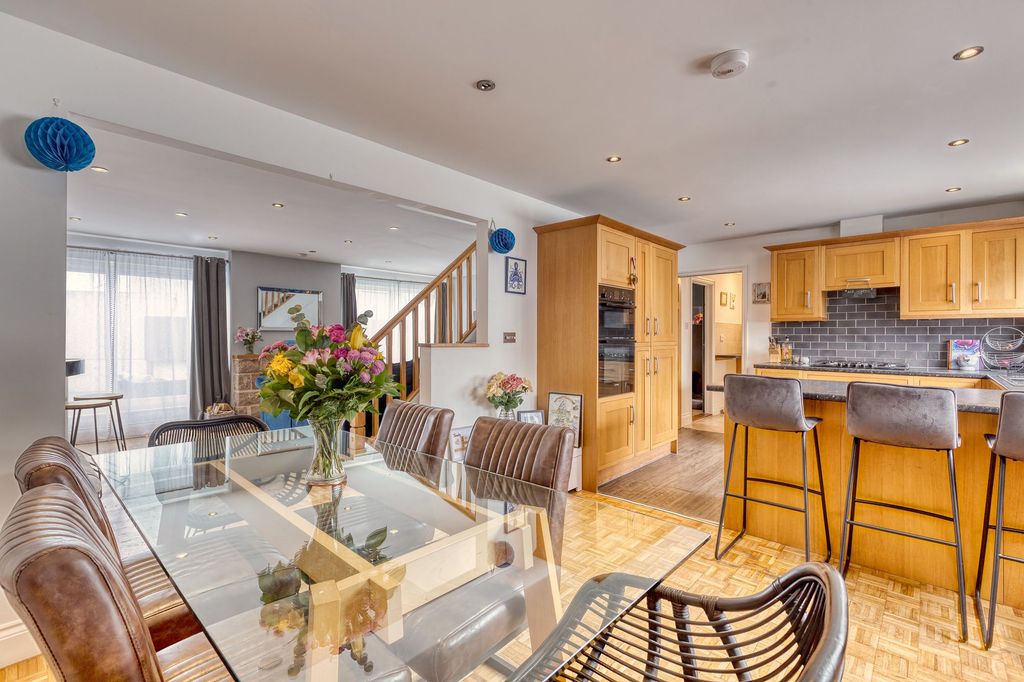Additional image 4 of 4 bed semi-detached house for sale13 Nomond Avenue, St Helier JE2