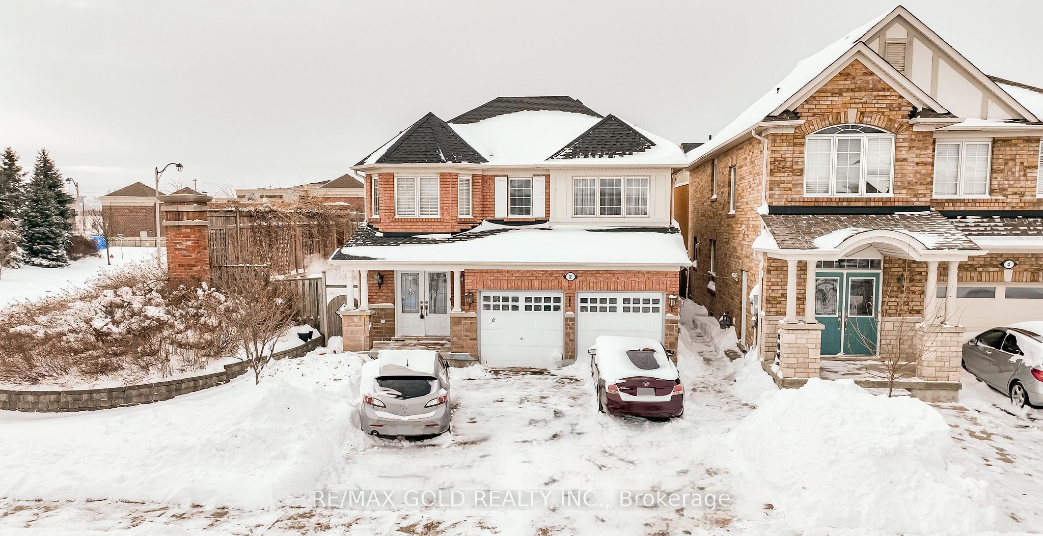 2 Zimmer Street, Brampton, ON, L6S 6L3