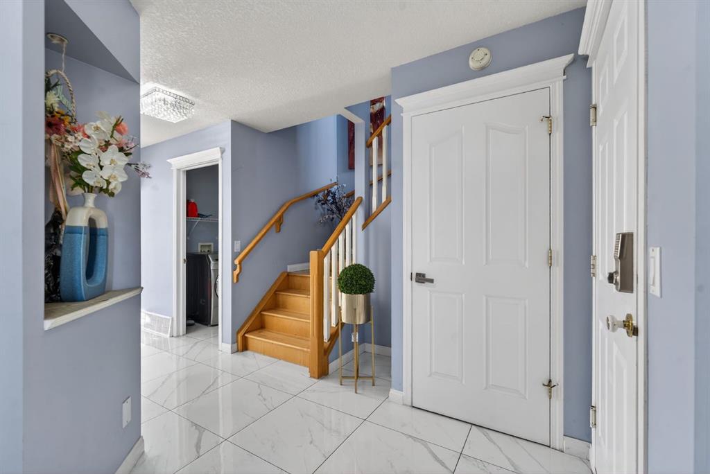 Additional image 6 of 232 San Fernando Place NE, Calgary, AB, T1Y 7J2