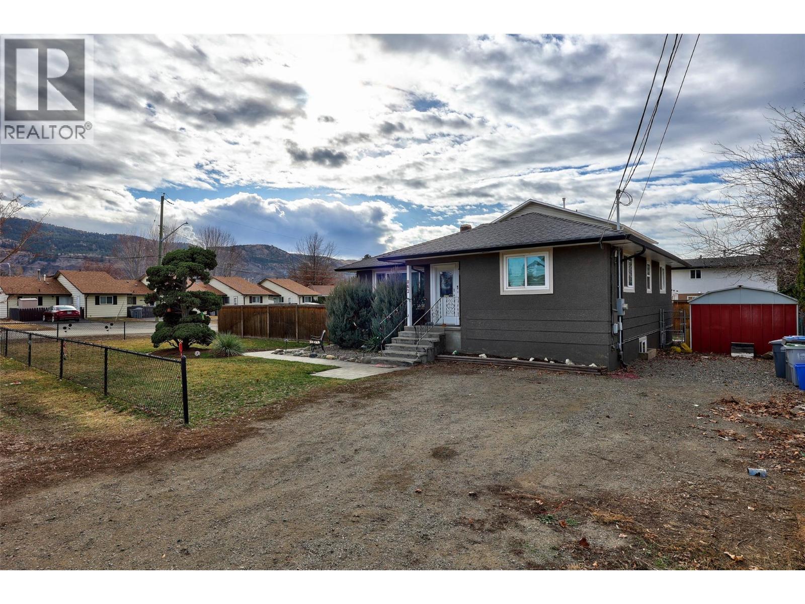 Additional image 2 of 862 Desmond Street, Kamloops, BC, V2B5K5