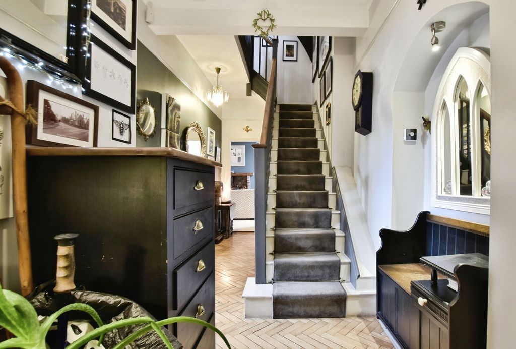 Additional image 6 of 4 bed mews for saleHartford Road, Davenham, Northwich CW9