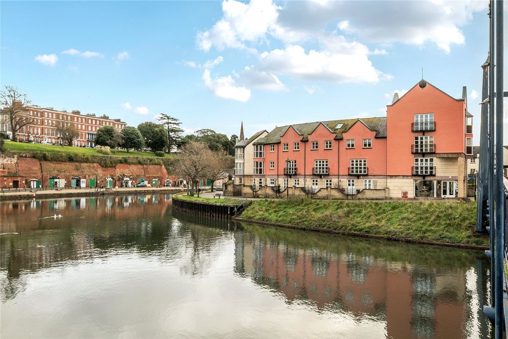 2 bed flat for saleHaven Bank, Exeter EX2