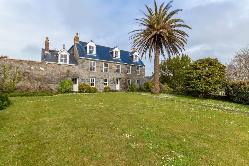 7 bed detached house for saleLa Hougue, Vale, Guernsey GY3