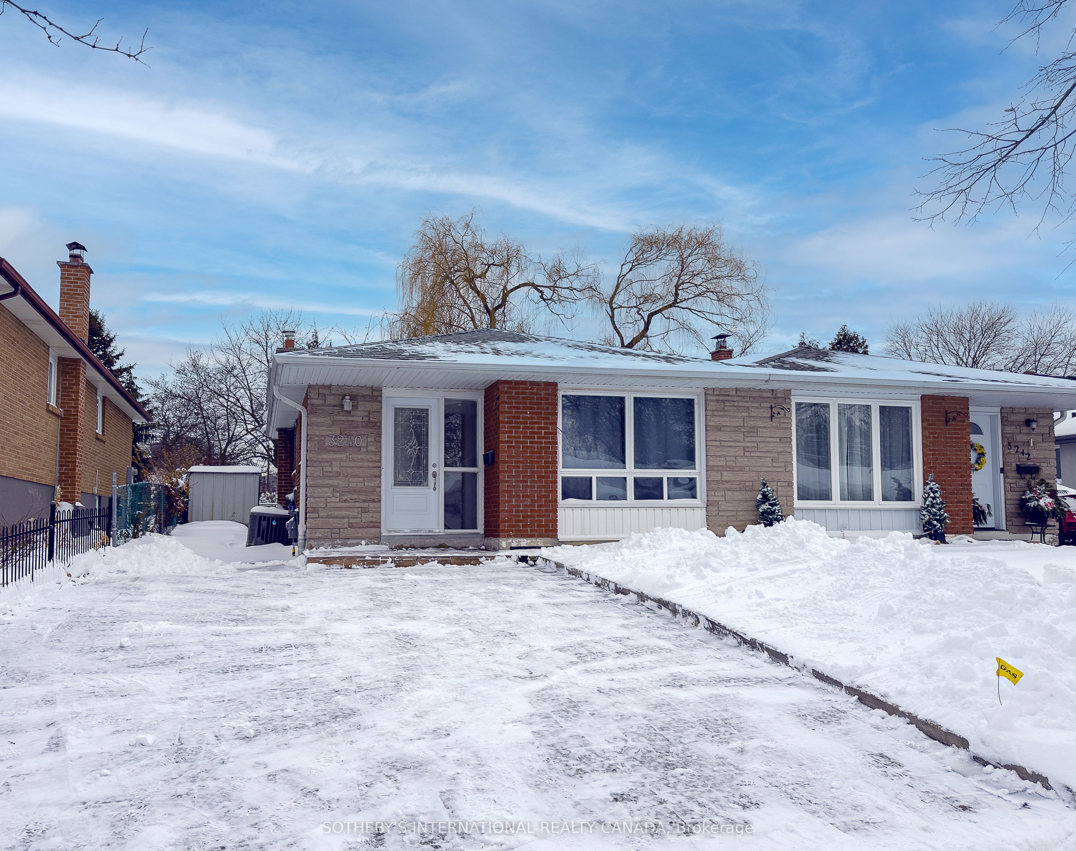3240 Trisha Downs, Mississauga, ON, L5A 2A7