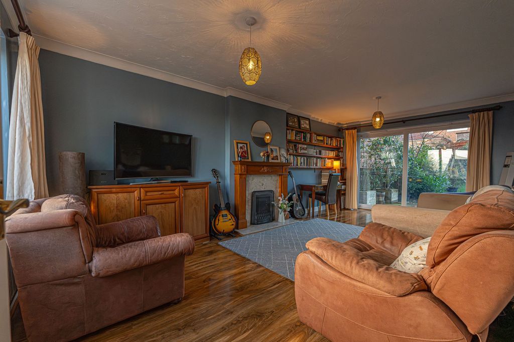 Additional image 9 of 4 bed detached house for saleBadgers Walk, Undy NP26