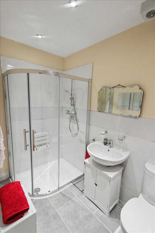 Additional image 17 of 2 bed flat for saleCentenary Court, Devonshire Drive, Eastwood, Nottingham NG16