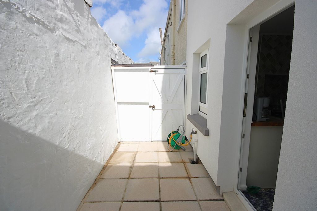 Additional image 11 of 3 bed terraced house for saleColumbus Street, St Helier JE2