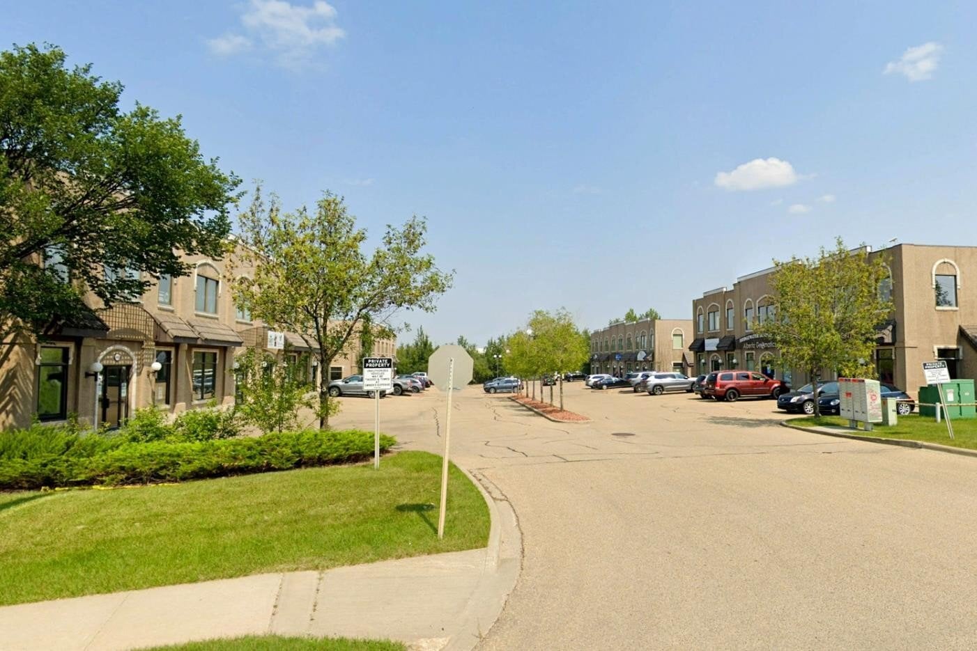 Additional image 2 of 6956 Unit 6956, 6904 Roper Road, Edmonton, AB, T6B3H9