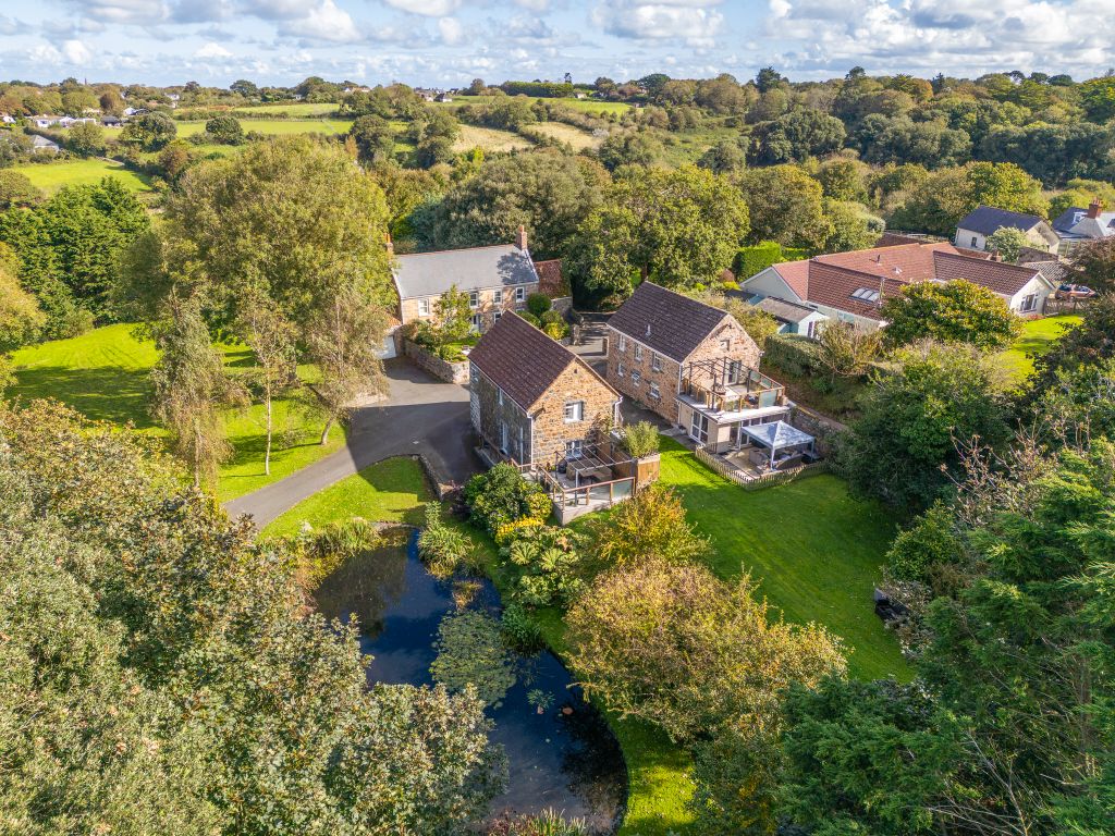 5 bed detached house for saleRue Des Rocquettes, St. Andrew, Guernsey GY6